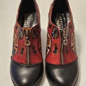 L'ATISTE Women's Red and Black Shoes